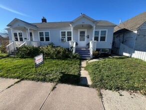 Building Photo - 501-507 N Hayes Ave