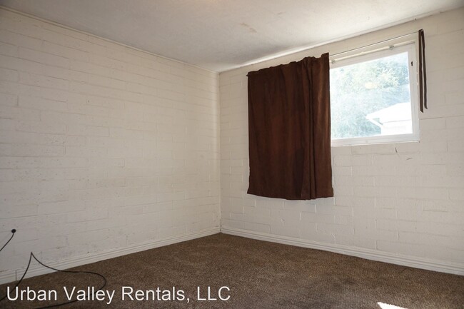 Building Photo - 2638 8990 W