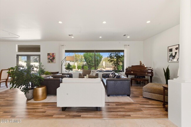 Building Photo - 8044 E Tether Trail