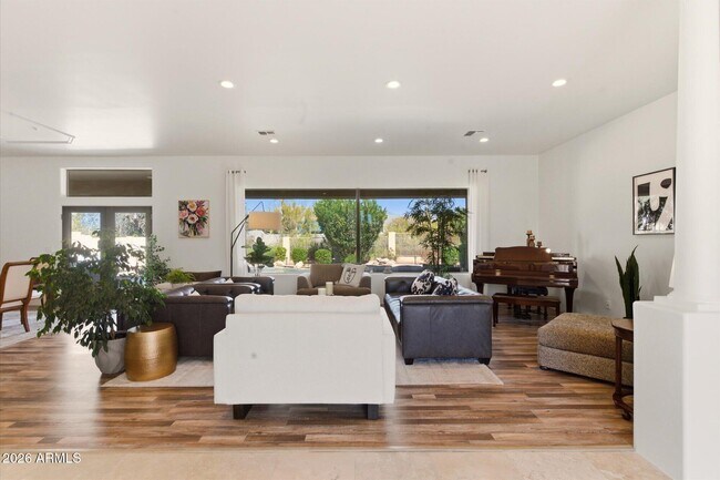 Foto del edificio - 8044 E Tether Trail