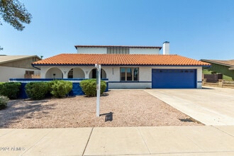 Building Photo - 2058 E Oxford Dr