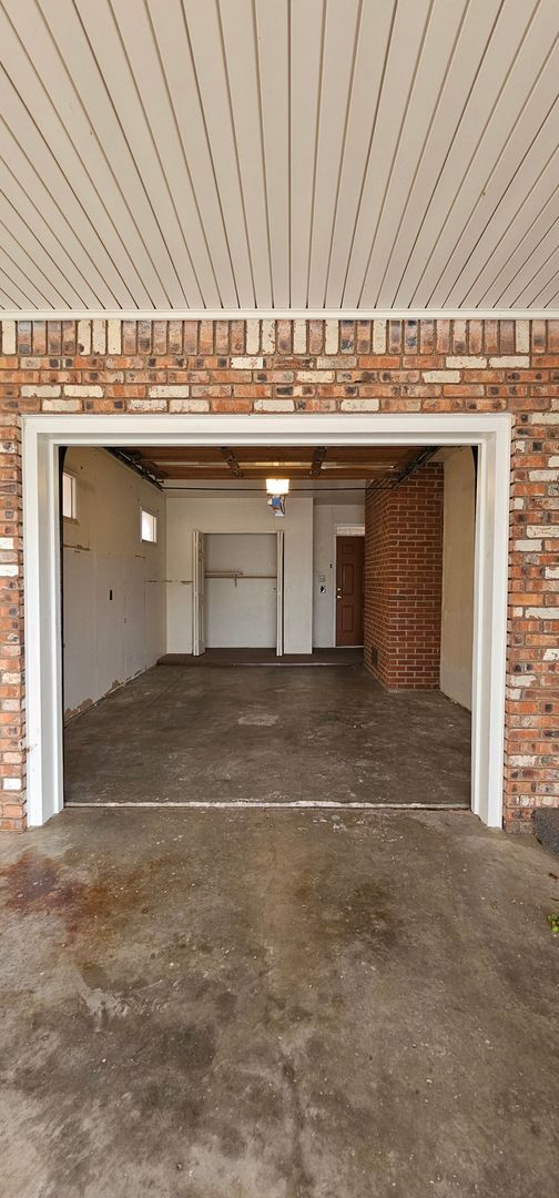 Building Photo - Adorable 2 bedroom/ 2 bath home for rent