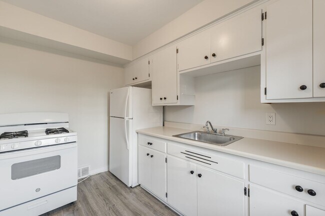 Foto del edificio - 4204 N Olsen Ave