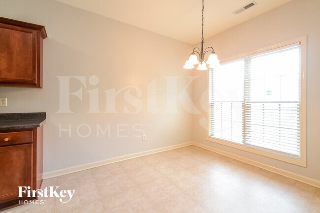 Building Photo - 105 Sunflower Pl