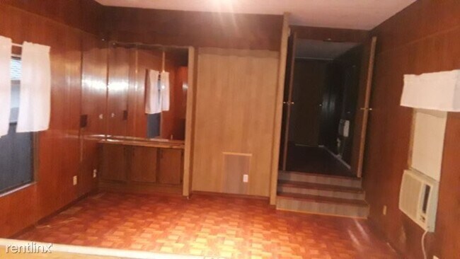 Building Photo - 25103 Brightwood Ln