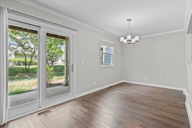 Building Photo - 2405 Mallow Ct