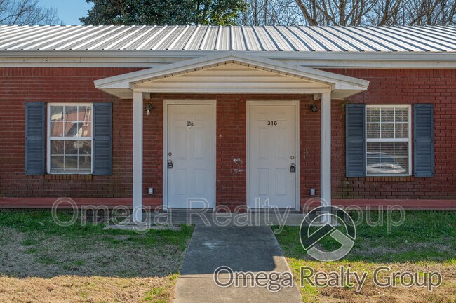 Building Photo - 318 Percy St