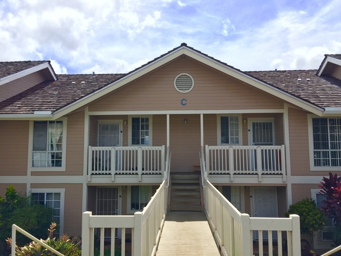 Foto principal - Waipio Gentry: 2 Bed, 2 Bath, 1 Pkg Townho...