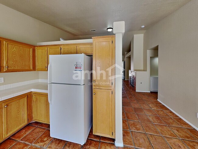 Foto del edificio - 117 Windy Creek Ave