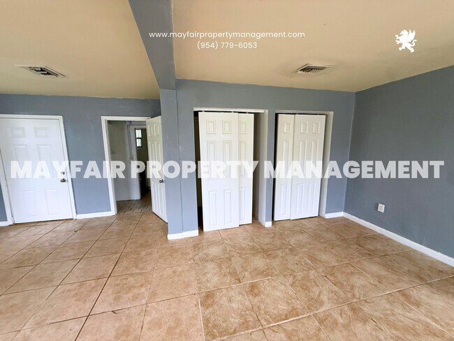 Foto del edificio - 13325 NW 17th Ave