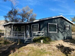Building Photo - 521 Upper Colony Rd