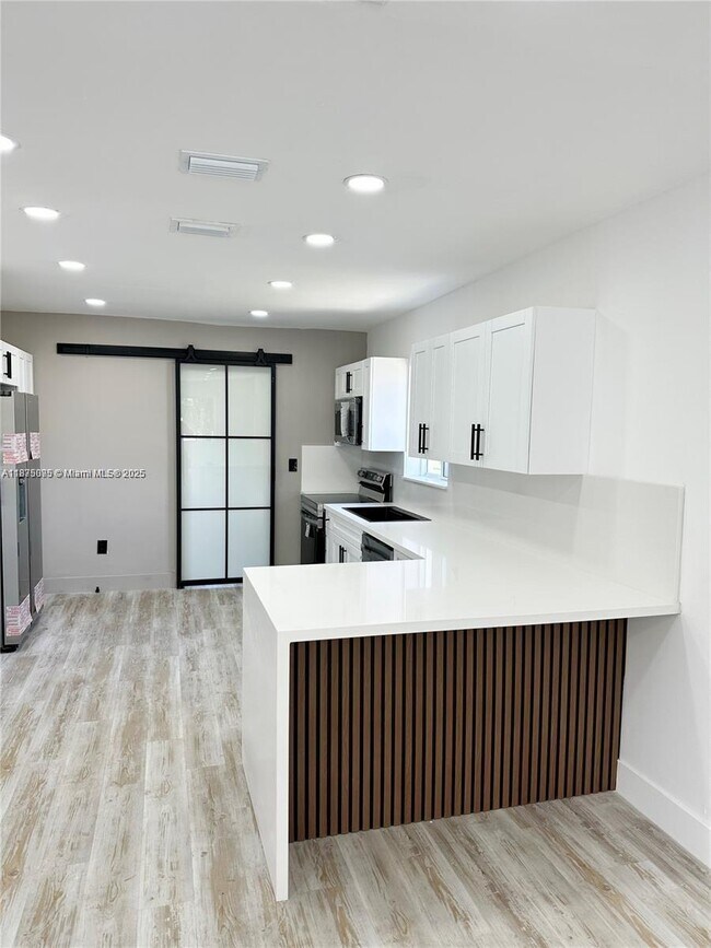 Building Photo - 2740 NW 49th St