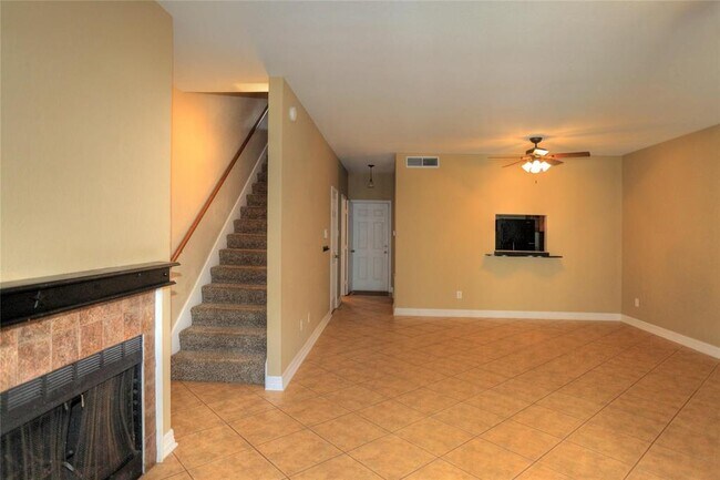 Foto del edificio - 368 Wilcrest Dr