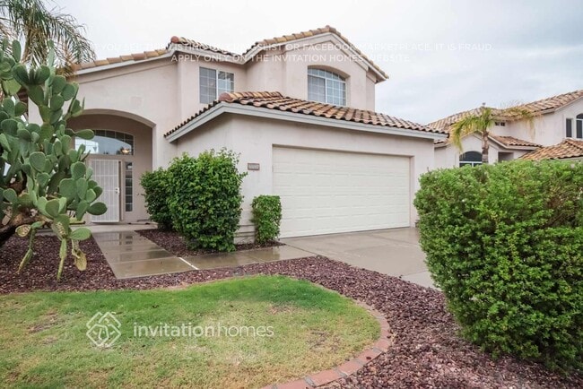Building Photo - 6887 W Via Del Sol Dr