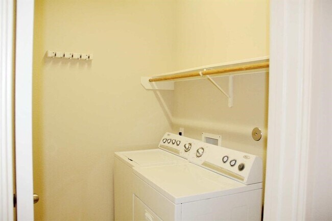 Foto del edificio - 7310 Northfork Dr