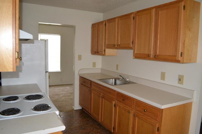 Building Photo - 1508 Garland Way