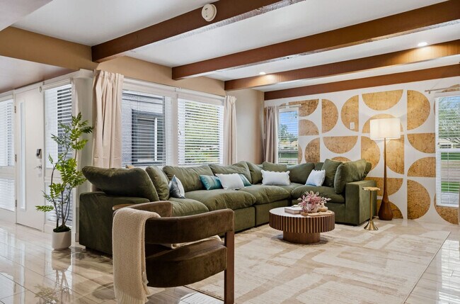 Foto del edificio - 11802 Hayden Rd