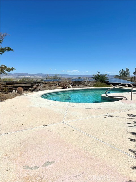 Building Photo - 70130 Cottonwood Dr