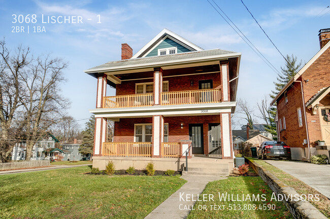 Building Photo - Spacious, gorgeous renovation