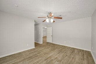 Building Photo - 5147 Beechnut St