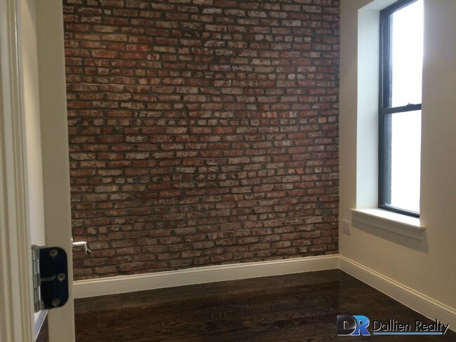 Foto del edificio - 50 E 3rd St