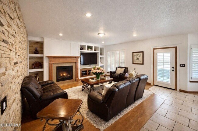 Foto del edificio - 12267 Bronco Buster Ln