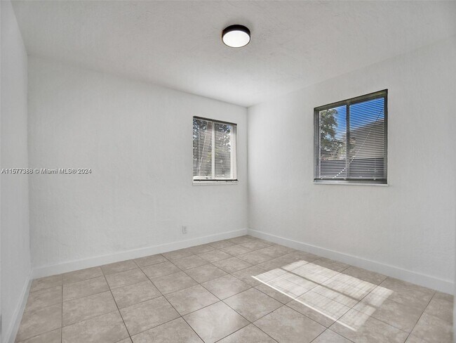 Foto del edificio - 708 N 20th Ave