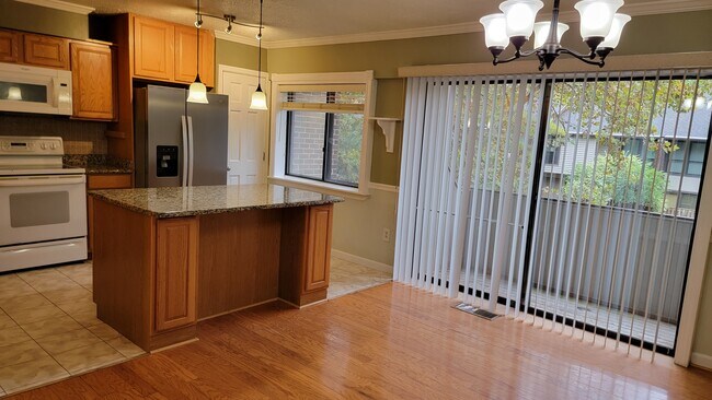Foto del edificio - 5438 Ring Dove Ln
