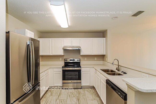 Foto del edificio - 589 Cabernet Pl