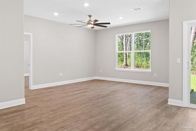 Foto del edificio - 2279 Dog Track Rd
