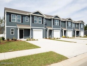Building Photo - 4118 Hobblebush Dr