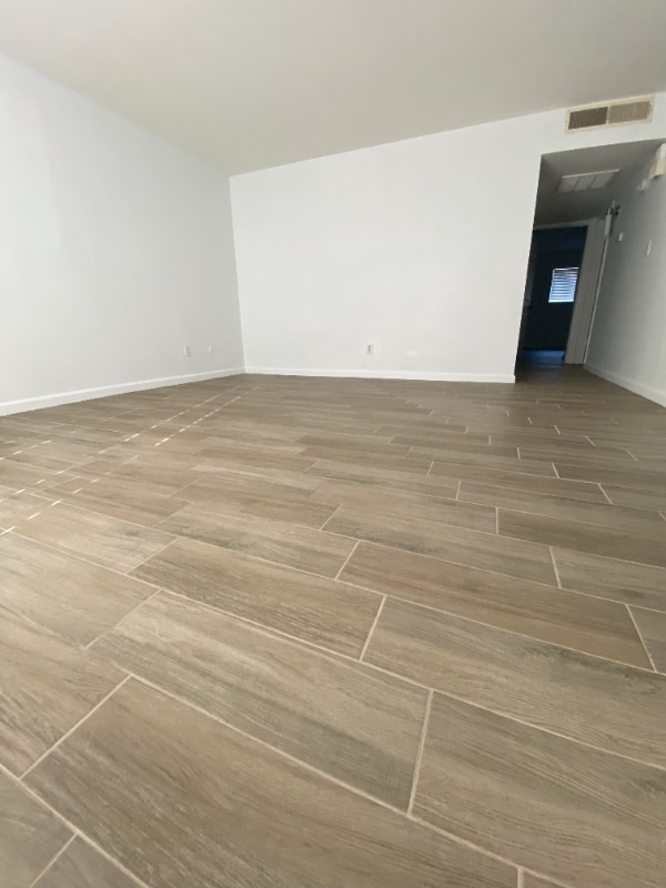 Building Photo - 4417 Parkwood Ct