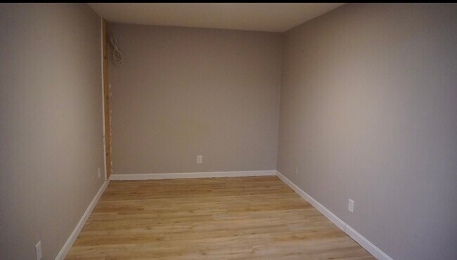 Dormitorio - 167 Mendon Rd