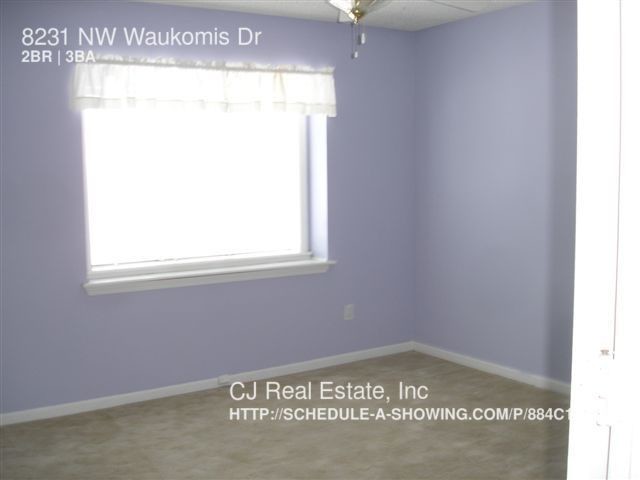 Building Photo - 8231 NW Waukomis Dr