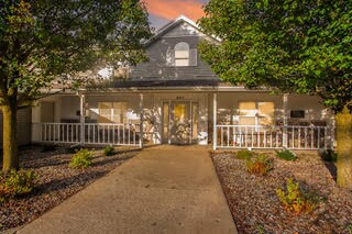 Foto del edificio - 607 Trinity Dr