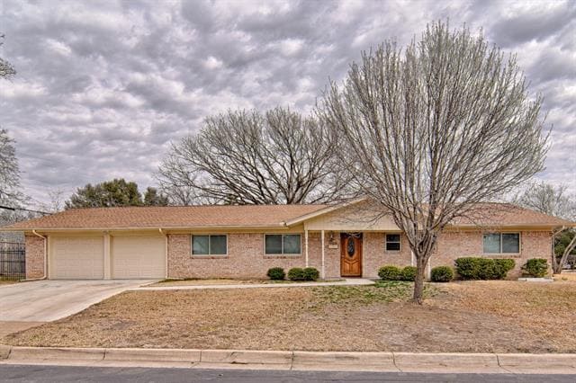 Foto principal - 7233 Overhill Rd