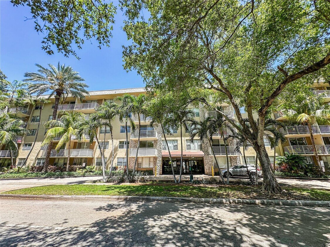 Primary Photo - 1805 Sans Souci Blvd