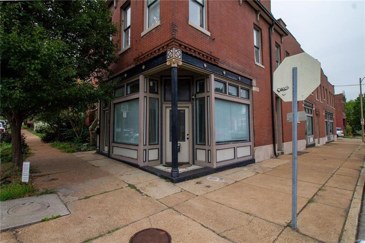 Primary Photo - 2801 Wyoming St