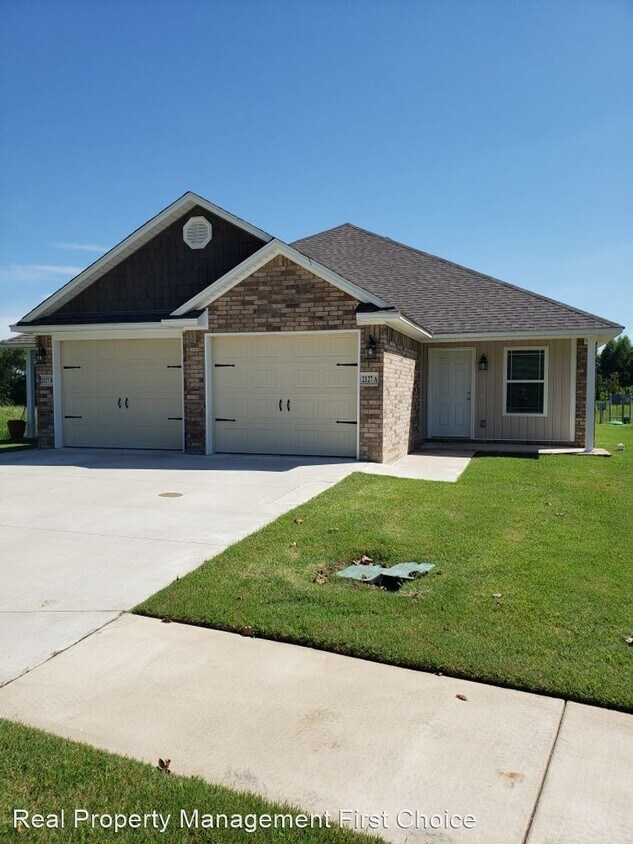Primary Photo - 2 br, 2 bath House - 2127 Ingalls Lane Apa...
