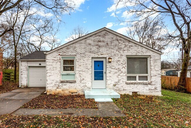 Building Photo - Smart & Charming 3 bedroom/2 bath Bordeaux...