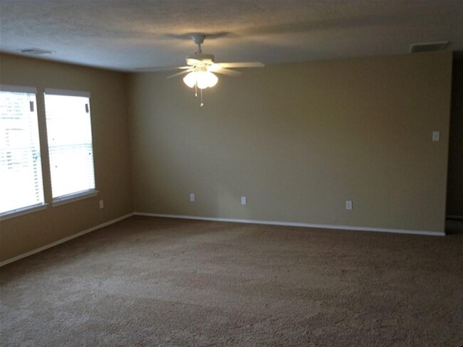 Building Photo - 6714 Hidden Colony Ln