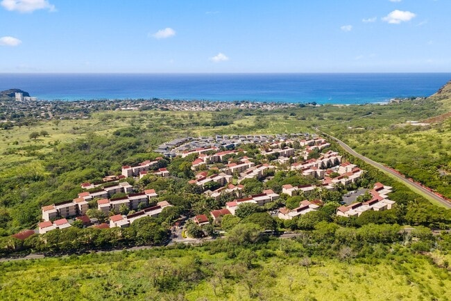 Building Photo - Makaha Valley Plantation - Two Bedroom