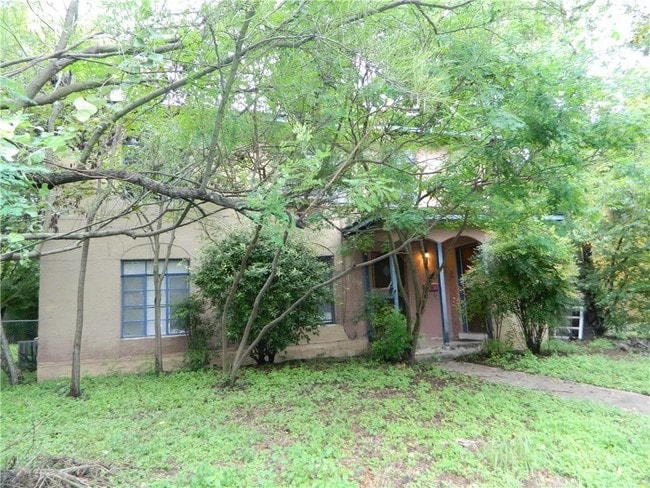 Building Photo - 4008 Maplewood Ave