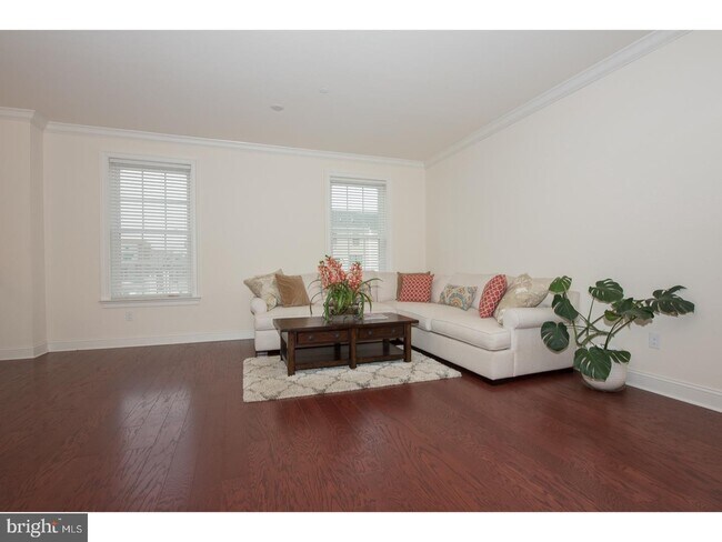 Foto del edificio - 212 Skylar Ln