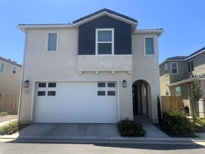 Building Photo - 2040 N Brindac Ln