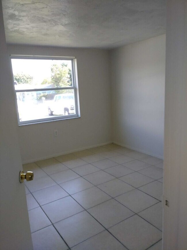 Foto del edificio - 4621 Alma St