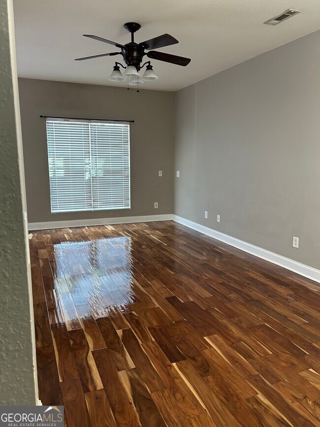 Foto del edificio - 173 Boardtown Rd