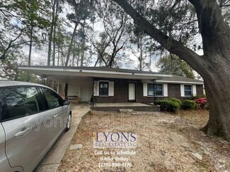 Building Photo - 2001 McRee Dr