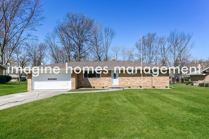 Foto principal - 5140 W Park Dr