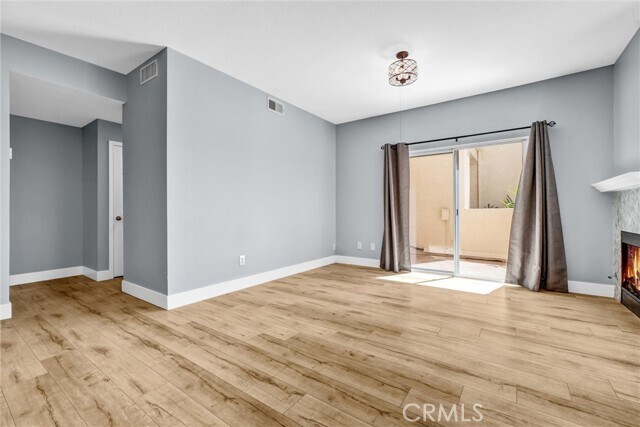 Foto del edificio - 21241 Camelia